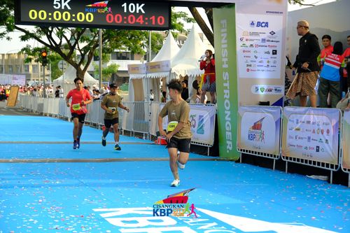 Race photo from CISANGKAN KBP CITY RUN 2025