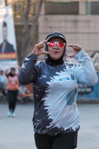 Race photo from Shake Out Run Jabar 10K