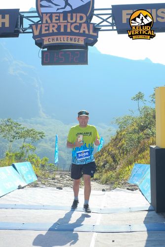 Race photo from Kelud Vertical Challenge 2024