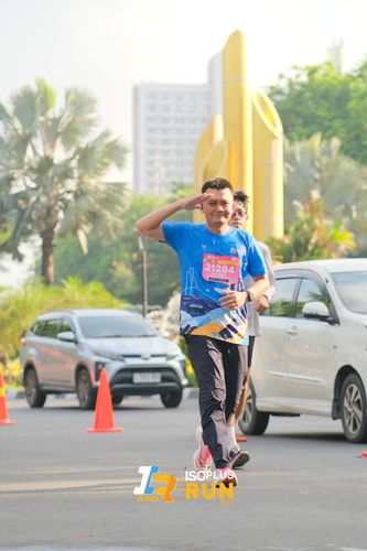 Race photo from Isoplus Run 2024 Surabaya