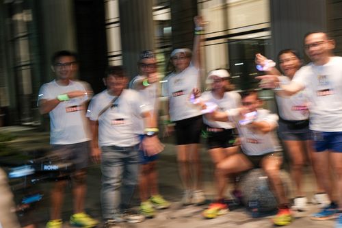 Race photo from PIK NITE RUN VIBES