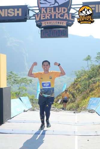 Race photo from Kelud Vertical Challenge 2024