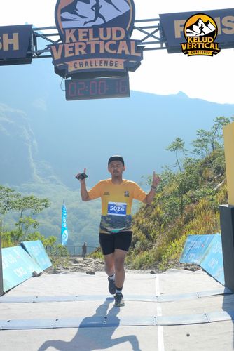 Race photo from Kelud Vertical Challenge 2024