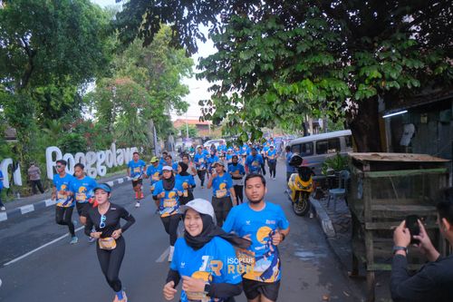 Race photo from Isoplus Run 2024 Surabaya