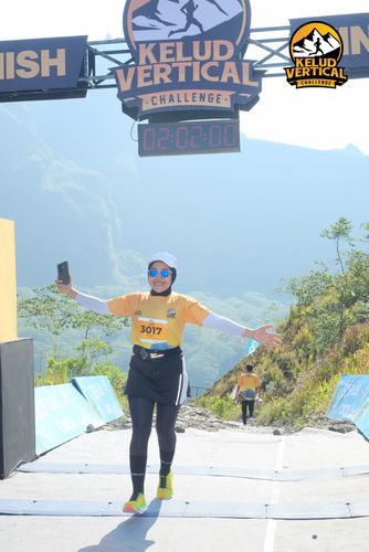 Race photo from Kelud Vertical Challenge 2024