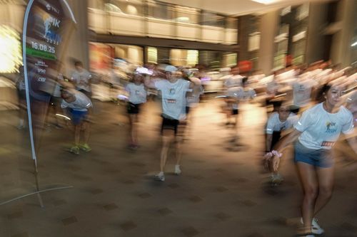 Race photo from PIK NITE RUN VIBES