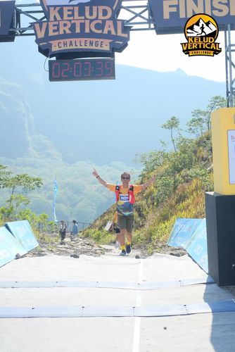 Race photo from Kelud Vertical Challenge 2024