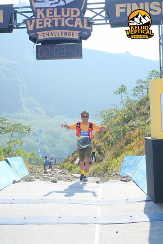 Race photo from Kelud Vertical Challenge 2024