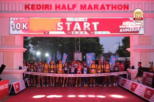 Race photo from Kediri Half Marathon 2025