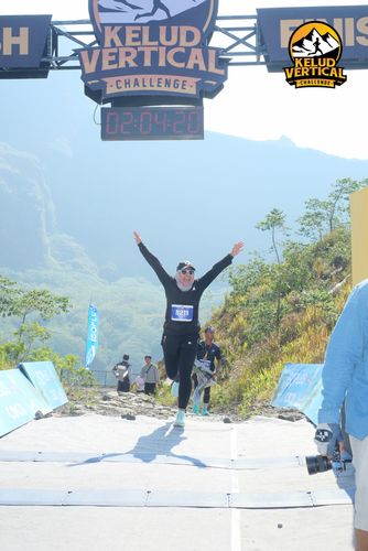 Race photo from Kelud Vertical Challenge 2024