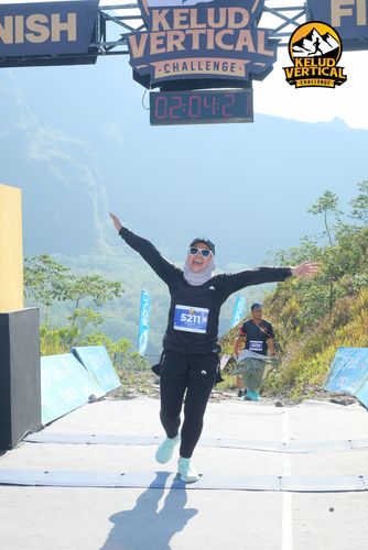 Race photo from Kelud Vertical Challenge 2024