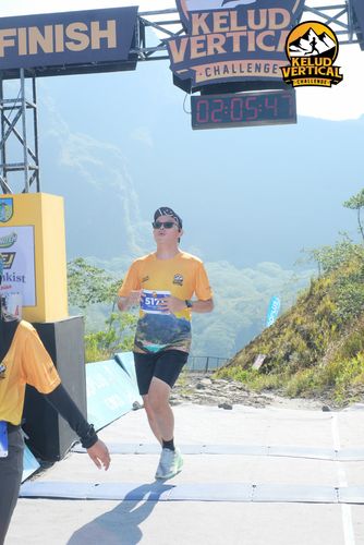Race photo from Kelud Vertical Challenge 2024