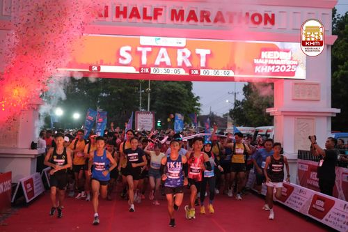 Race photo from Kediri Half Marathon 2025