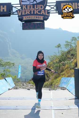 Race photo from Kelud Vertical Challenge 2024