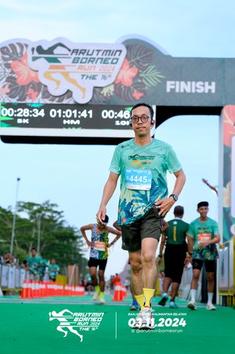 Race photo from Arutmin Borneo Run 2024
