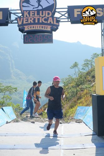 Race photo from Kelud Vertical Challenge 2024