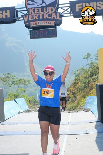 Race photo from Kelud Vertical Challenge 2024