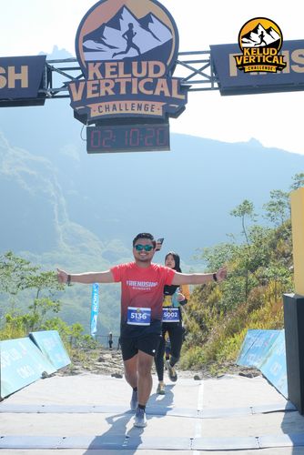 Race photo from Kelud Vertical Challenge 2024