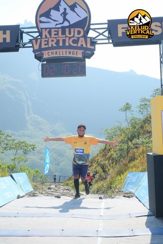 Race photo from Kelud Vertical Challenge 2024