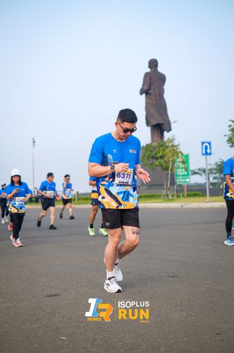 Race photo from ISOPlus Run 2024 Jakarta