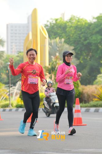 Race photo from Isoplus Run 2024 Surabaya
