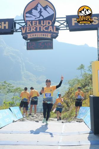 Race photo from Kelud Vertical Challenge 2024
