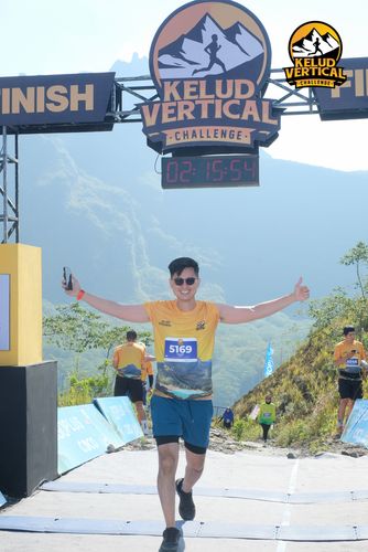 Race photo from Kelud Vertical Challenge 2024