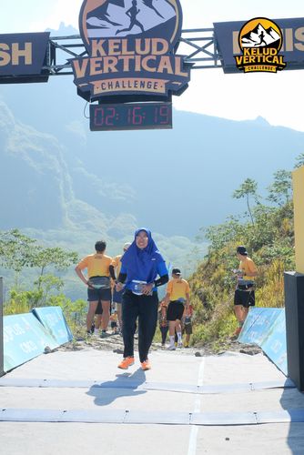 Race photo from Kelud Vertical Challenge 2024