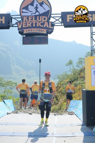 Race photo from Kelud Vertical Challenge 2024