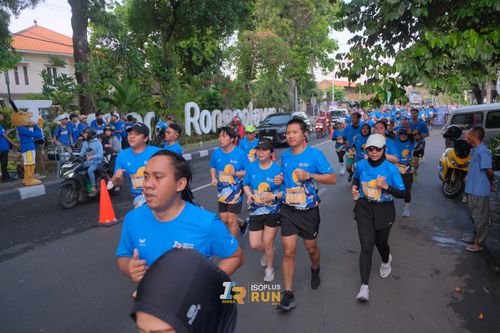 Race photo from Isoplus Run 2024 Surabaya