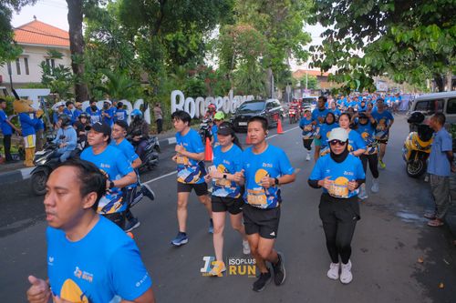 Race photo from Isoplus Run 2024 Surabaya