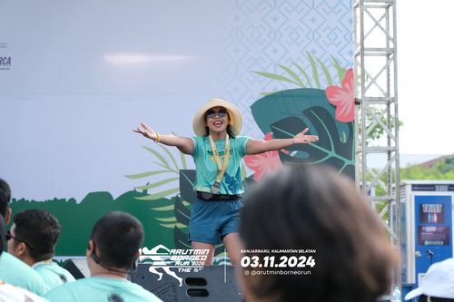Race photo from Arutmin Borneo Run 2024