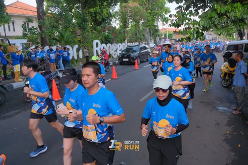 Race photo from Isoplus Run 2024 Surabaya