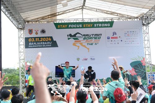 Race photo from Arutmin Borneo Run 2024
