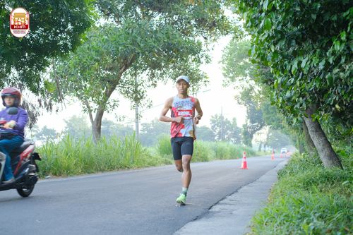 Race photo from Kediri Half Marathon 2024