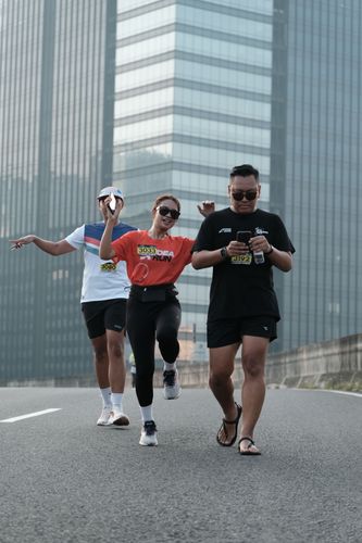 Race photo from MAKASSAR HALF MARATHON 2025 VIBES