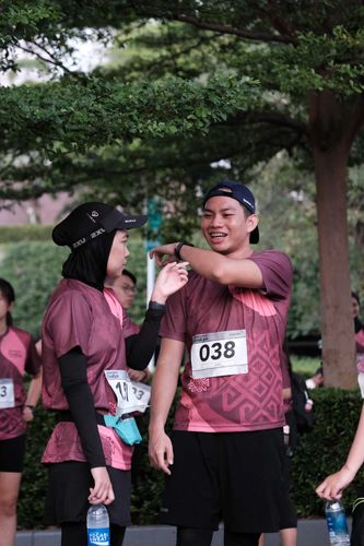 Race photo from Assurance Fun Run 2024
