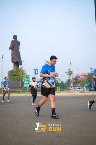 Race photo from ISOPlus Run 2024 Jakarta