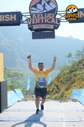 Race photo from Kelud Vertical Challenge 2024