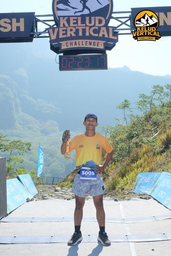Race photo from Kelud Vertical Challenge 2024