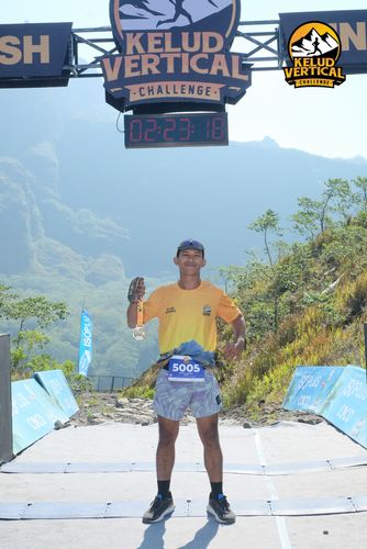 Race photo from Kelud Vertical Challenge 2024