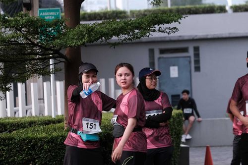Race photo from Assurance Fun Run 2024
