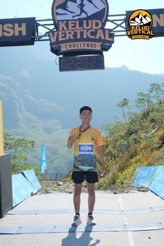 Race photo from Kelud Vertical Challenge 2024
