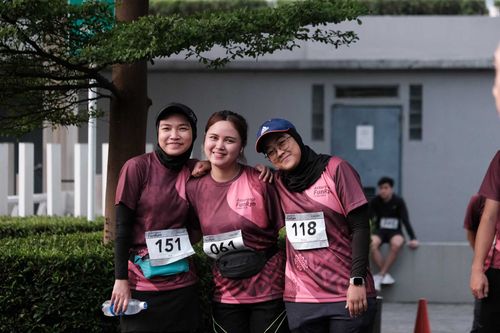 Race photo from Assurance Fun Run 2024