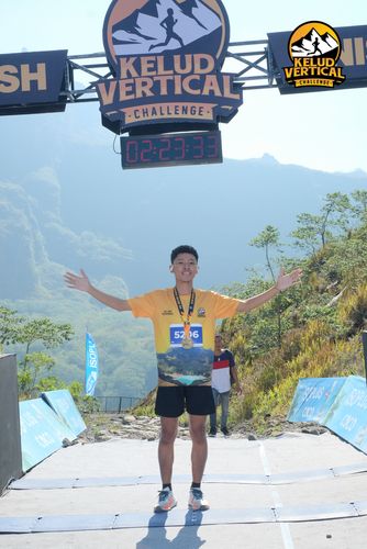 Race photo from Kelud Vertical Challenge 2024