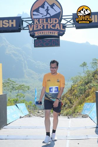 Race photo from Kelud Vertical Challenge 2024