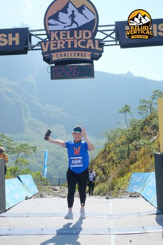 Race photo from Kelud Vertical Challenge 2024