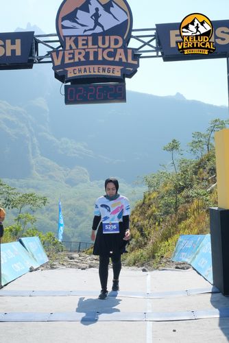 Race photo from Kelud Vertical Challenge 2024