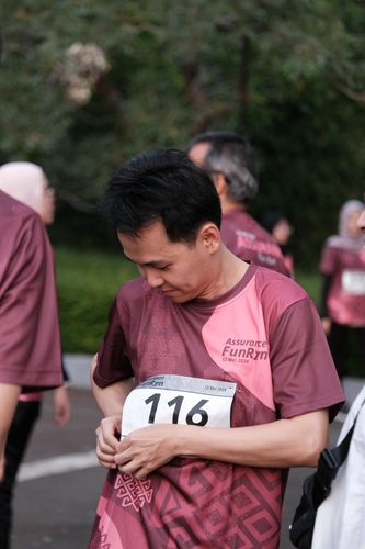 Race photo from Assurance Fun Run 2024