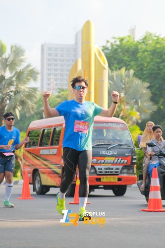 Race photo from Isoplus Run 2024 Surabaya